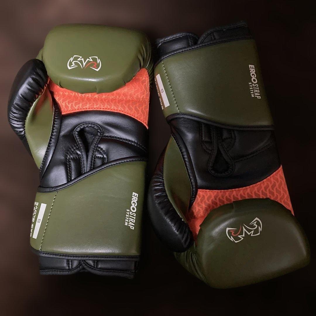 【未使用】Rival ボクシンググローブ 8onz