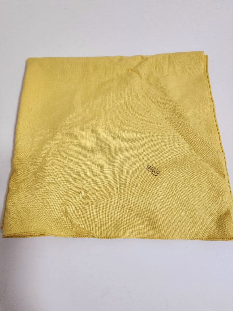 川端近左　松葉蒔絵　松ノ木溜青海盆　共箱　共布　直径：約23.5㎝　未使用