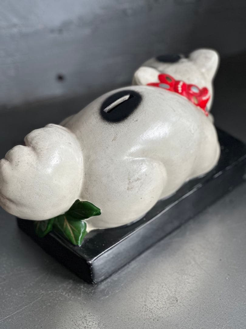 瞬間的お値下げ‼️眠り猫　白猫の貯金箱 日光山　ヴィンテージ