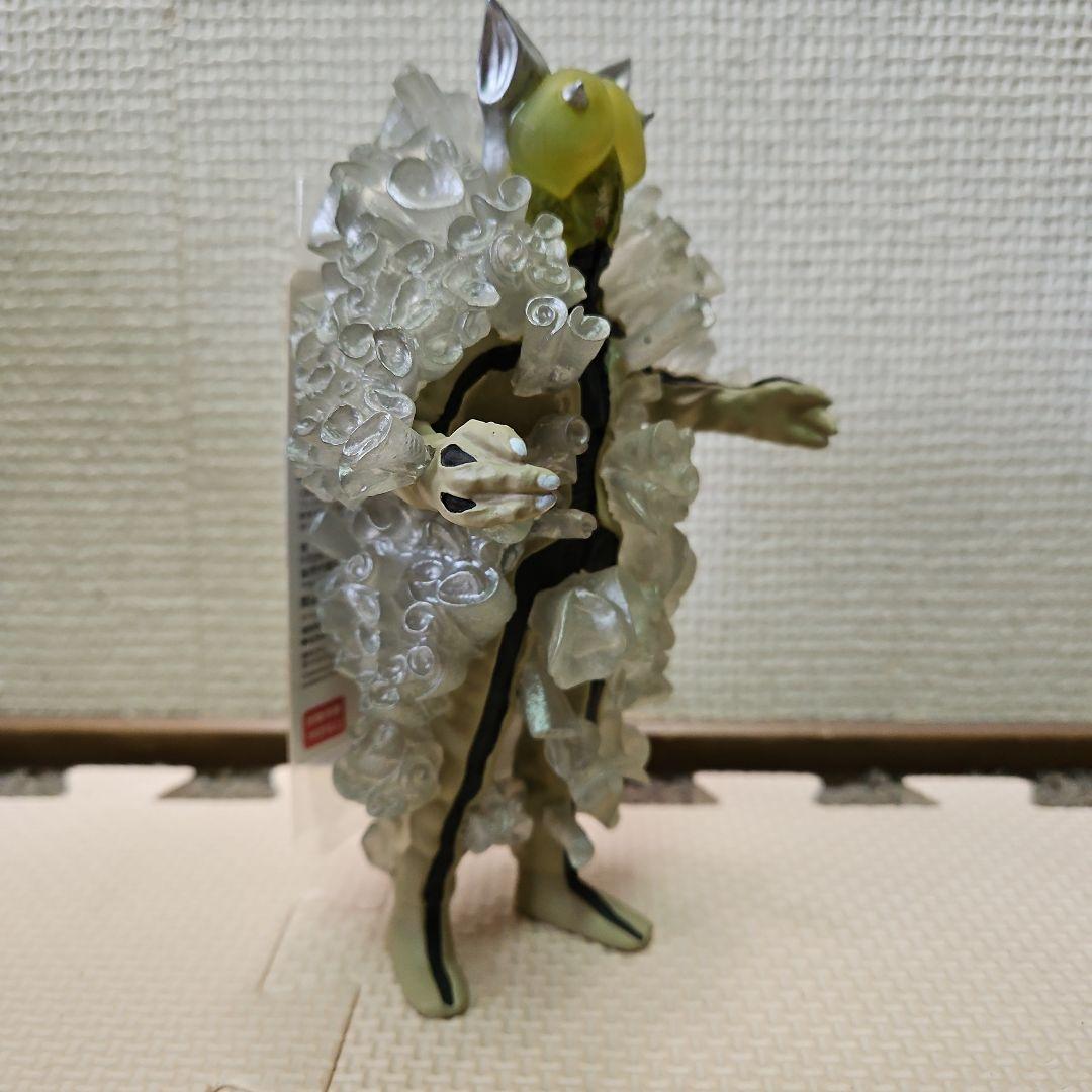 ウルトラ大怪獣シリーズ5000　プラチク星人