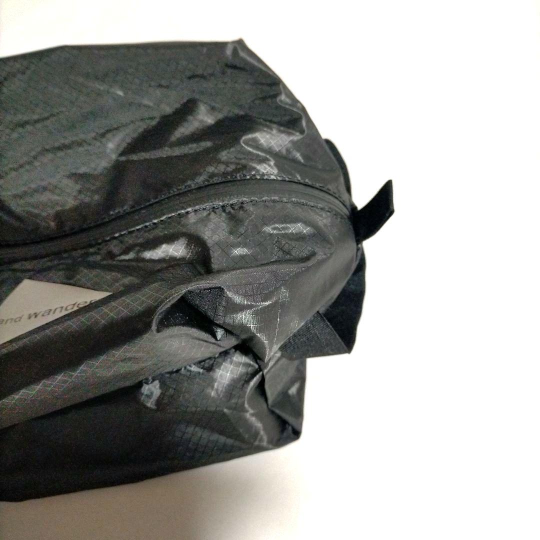 激レア and wander 超軽量 小物 収納 ポーチ アクセサリーバッグ