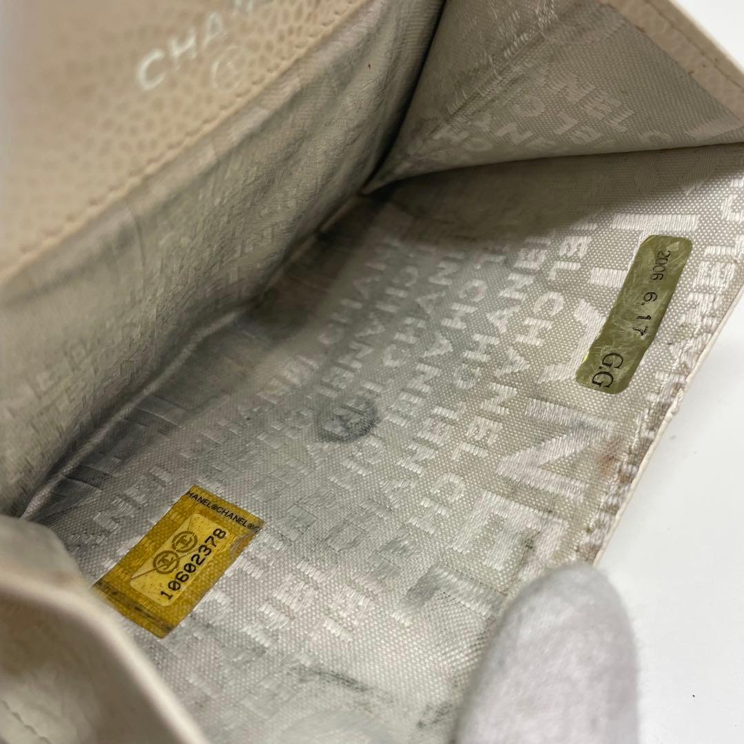 C*乃様 CHANEL ホワイト 二つ折り財布　チョコバー