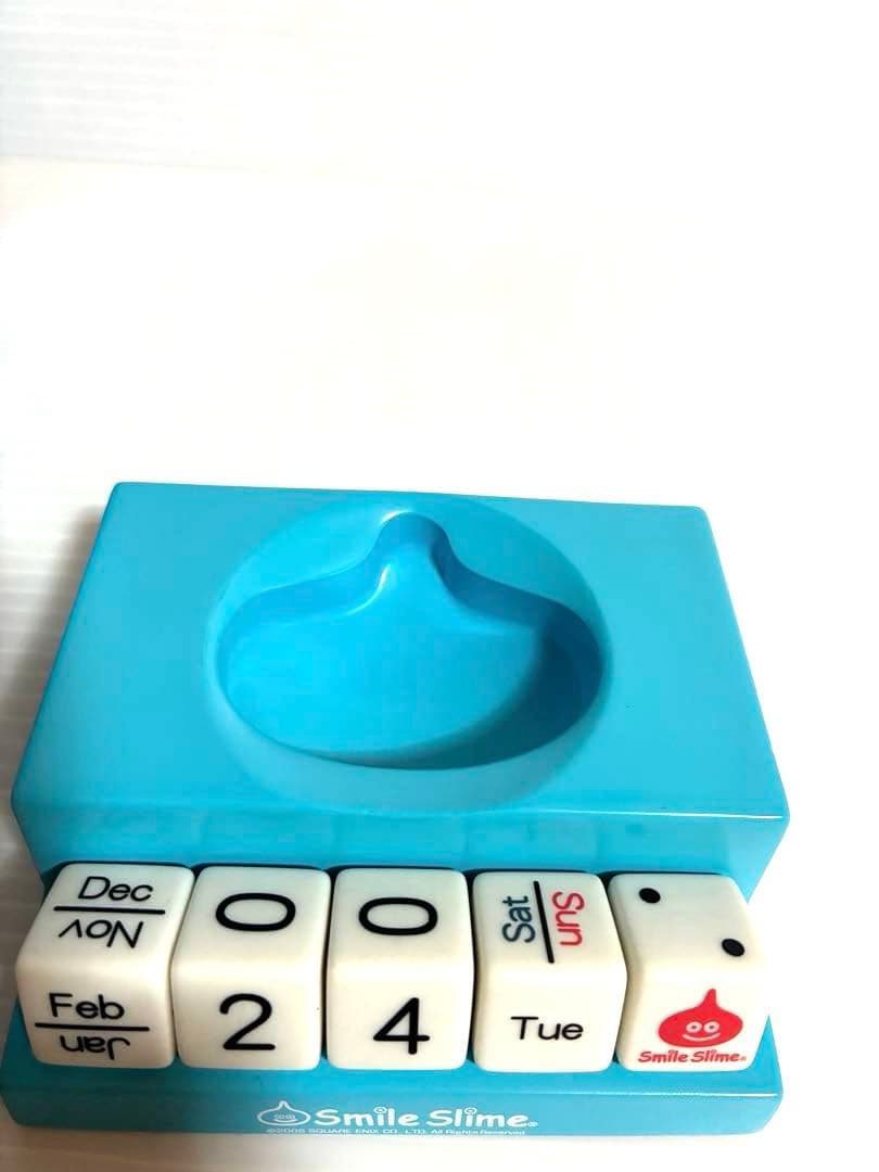 美品　ドラゴンクエスト　スマイルスライム　キューブカレンダー