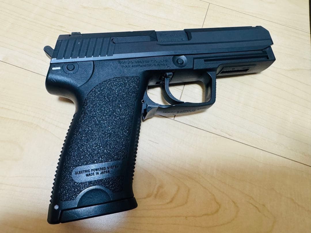 H&K USP 東京マルイ 電動ガン 本体+マガジン2本　バッテリー付
