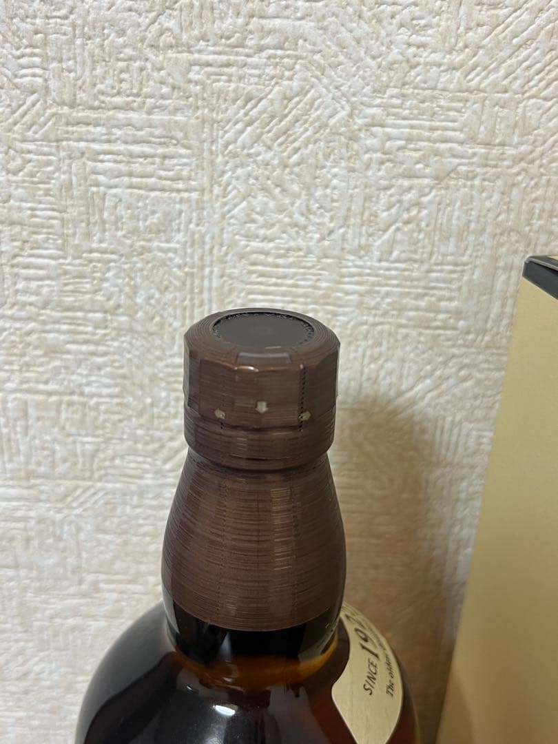 山崎シングルモルトウイスキー　700ｍｌ箱あり