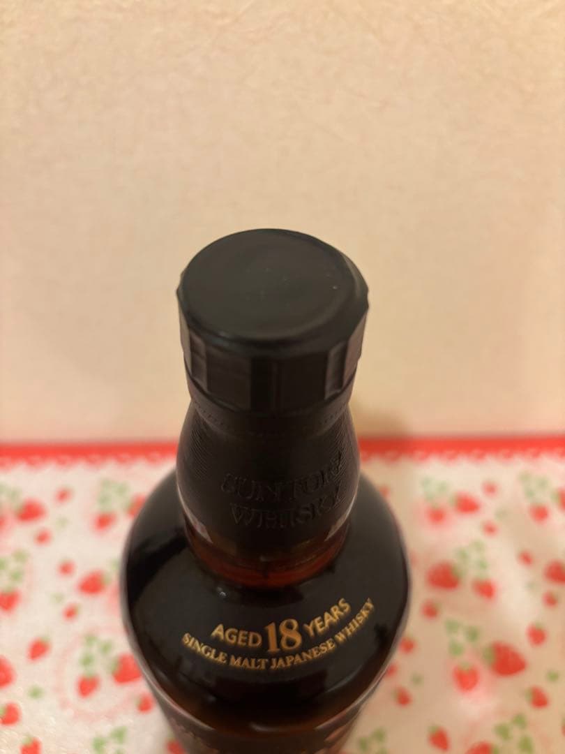 値下げしました　山崎18年一本と白州18年（海外でも人気の旧ボトル）箱付き