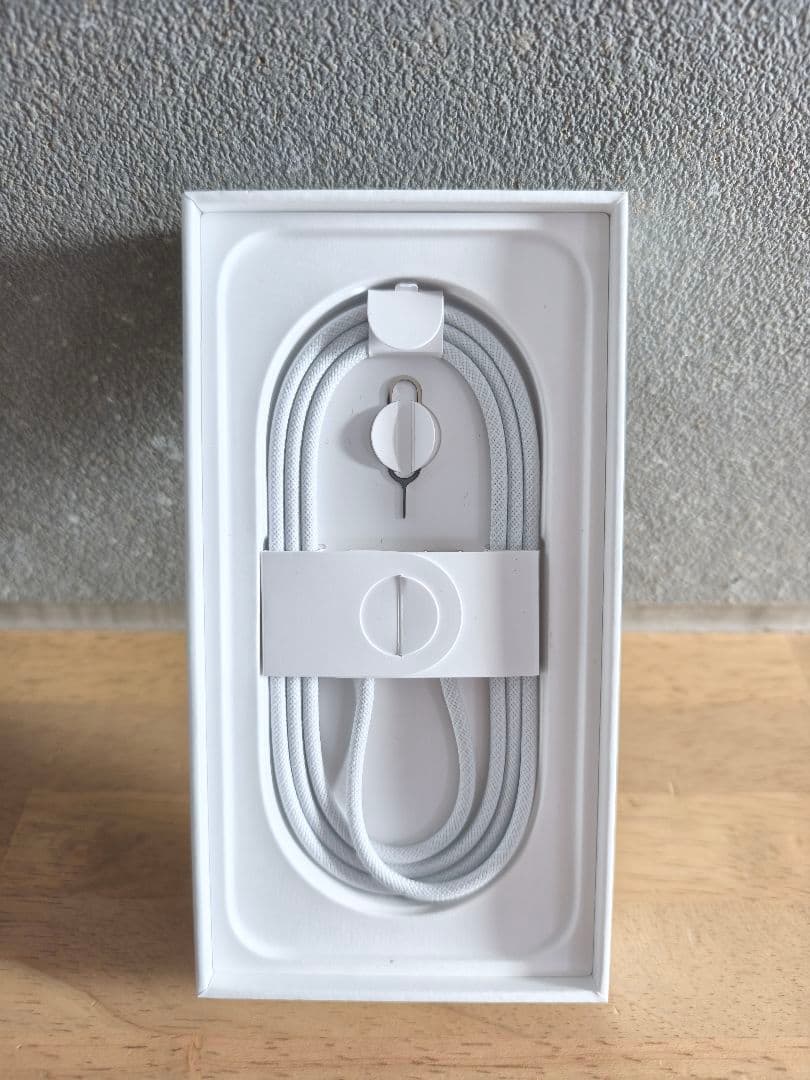 Apple iPhone 16e ブラック 128GB