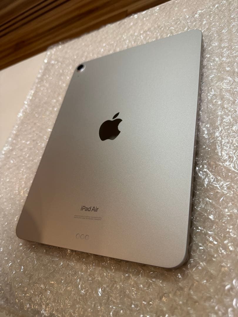 iPad Air（第5世代）スターライト 10.9インチ Wi-Fi 256GB