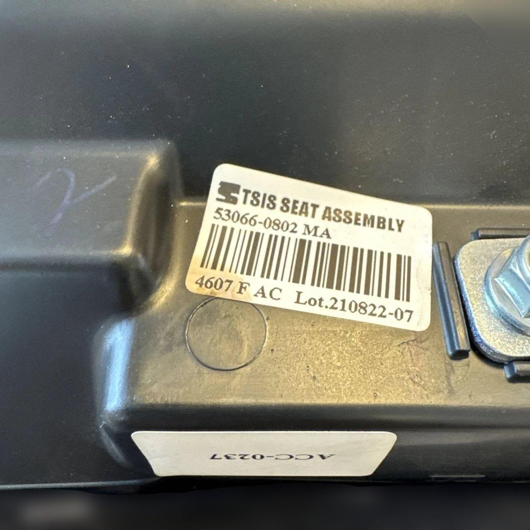 カワサキ　Ninja400 純正ハイシート