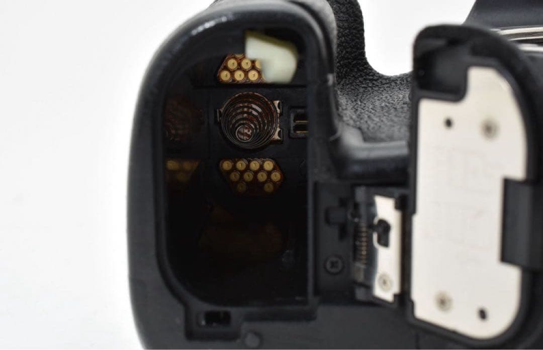 Canon EOS 7D Mark II ボディ ＋ EF 35-80mm