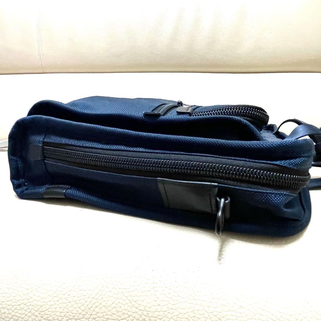 TUMI SHIPS 別注26108 NVS ALPHA ブリーフ 美品