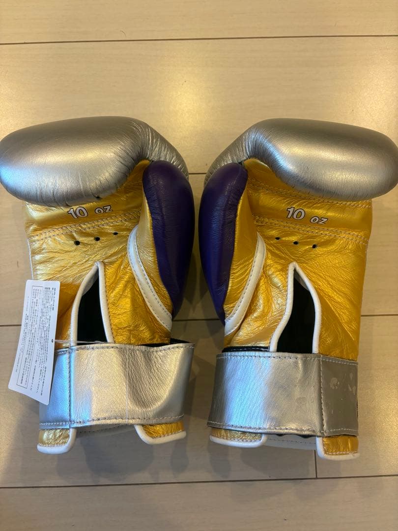 Winning ボクシンググローブ 10 oz シルバー/パープル　箱あり