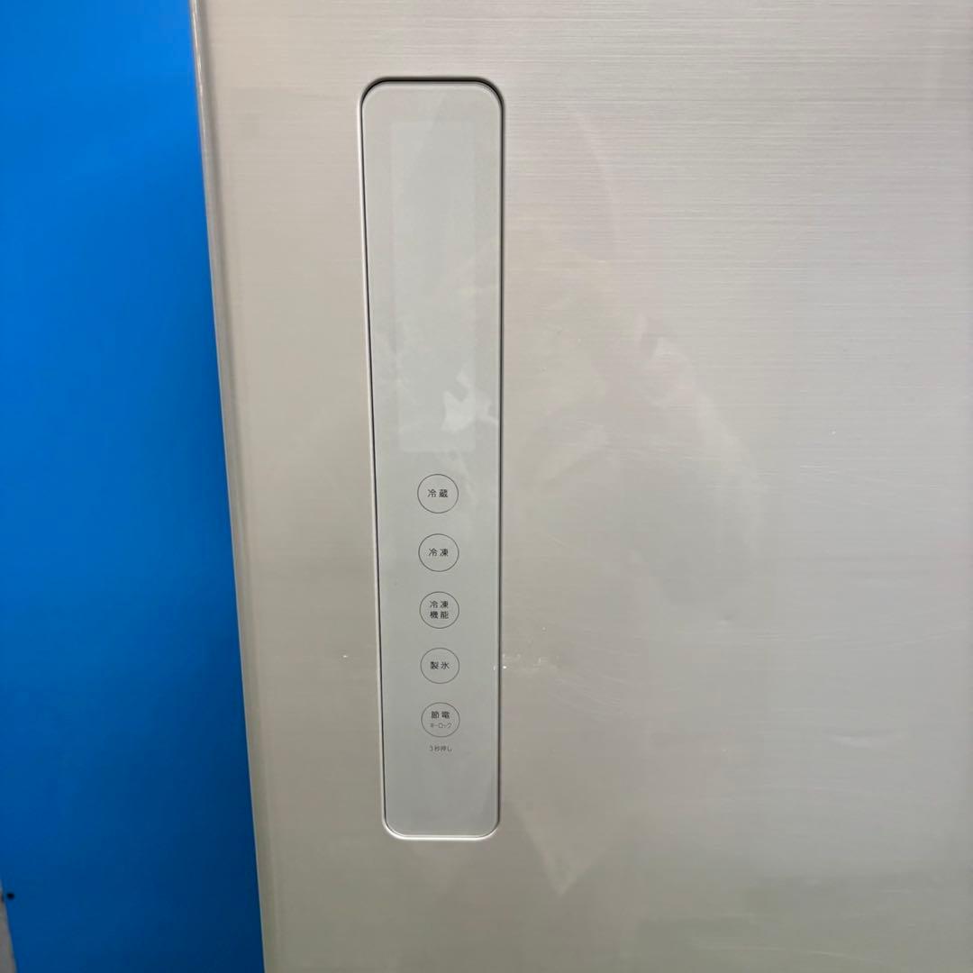 523 東芝 大型冷蔵庫 400L強 右開き 自動製氷 5ドア 大人気　きれい