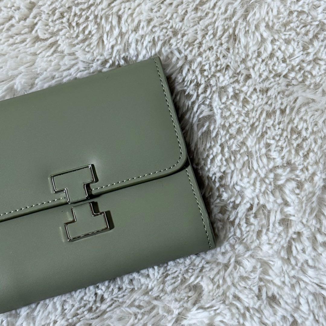 ⭐️新品未使用⭐️　IACUCCI　イアクッチ　RUGA　三つ折り財布　オリーブ