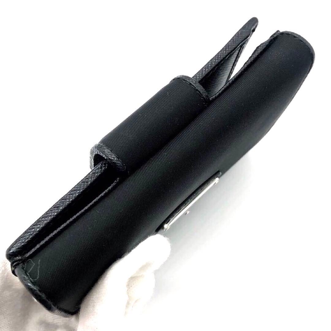 未使用✨プラダ 2つ折り財布 ナイロン　ブラック　1MH523