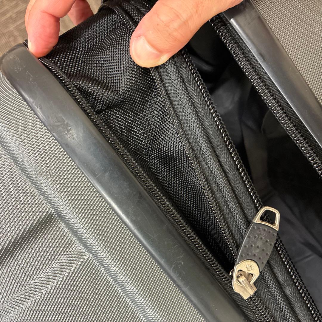 サムソナイト キャリーケース 大容量 大型 スーツケース 旅行 四輪