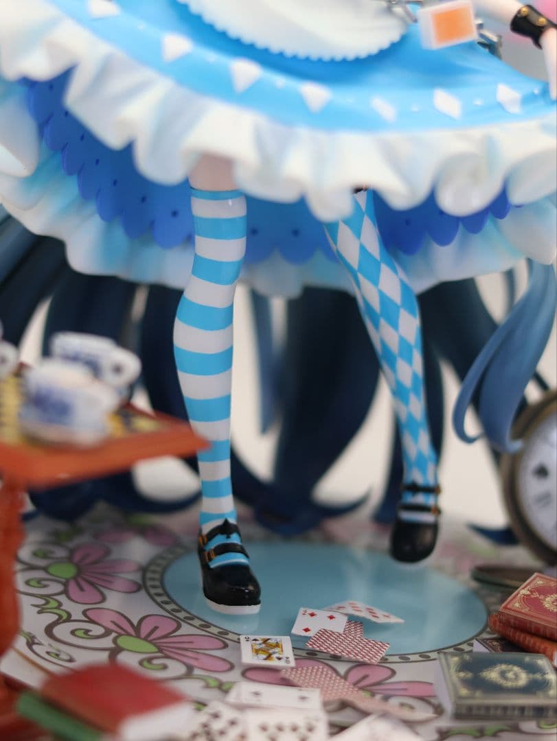 ブルーアーカイブ 天童アリス In不思議な国　ガレージキット　完成品