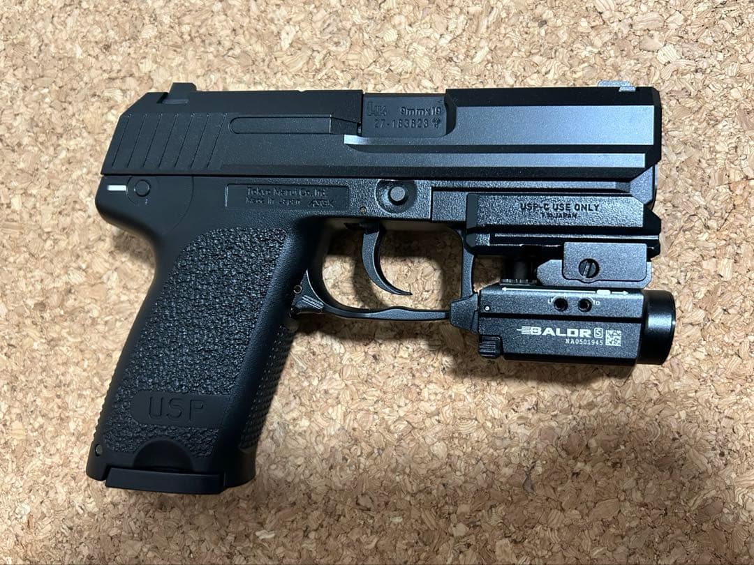東京マルイ　USPコンパクト　ガスガン　オーライト　Olight