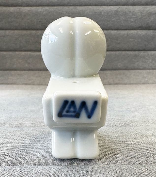 ループウィラー 上出長右衛門窯謹製 水滴うさぎ