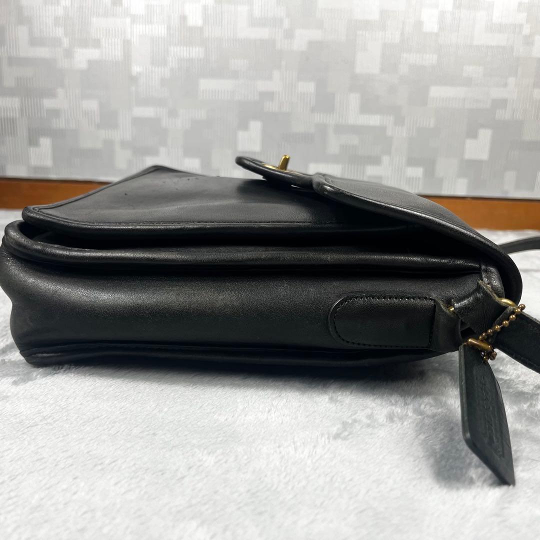 OLD COACH ショルダーバッグ 斜め掛け◎ ターンロック ブラック 黒