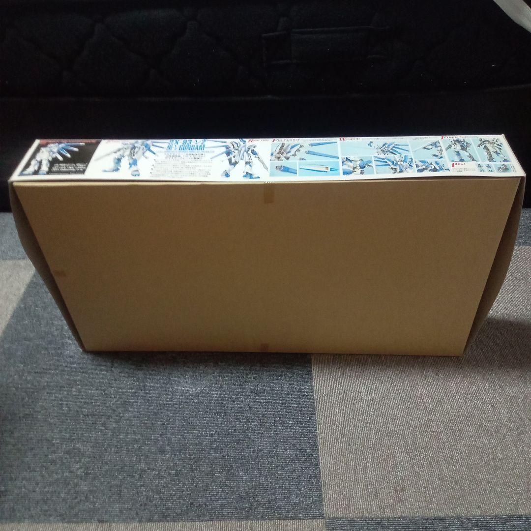 MG ハイνガンダム　RX93-V2 バンダイ　1/100 新品未開封