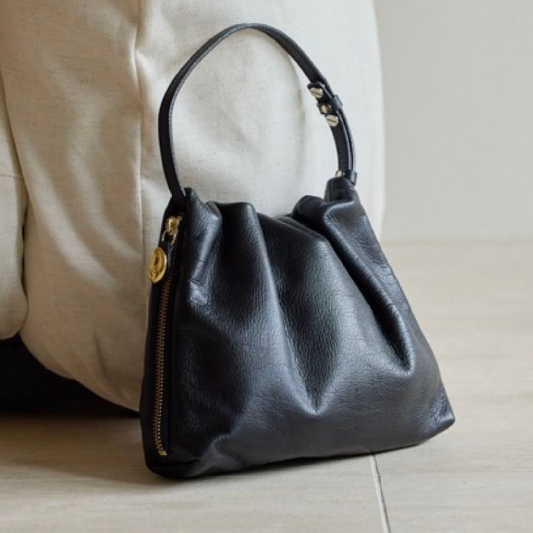 gemeil レザーワンハンドルバック　ブラック