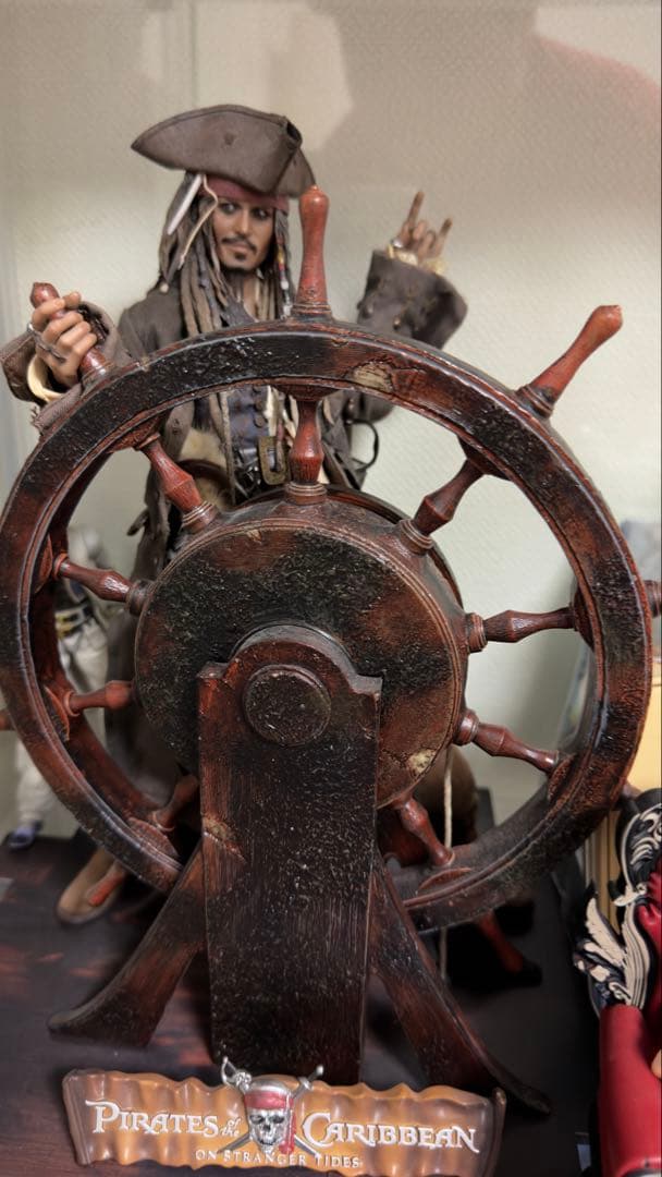 限定生産新品HOTTOYSジャックスパロウDX06