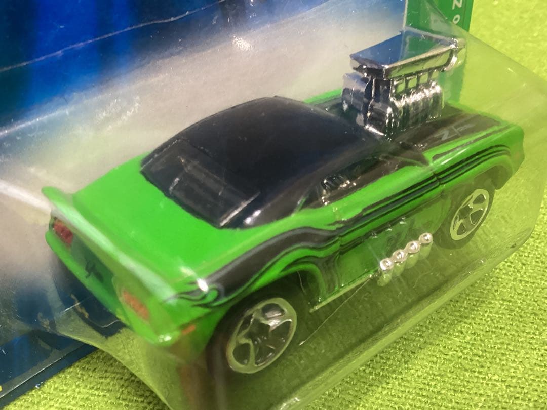 ホットウィール TREASURE HUNTS 新品 '69 CAMARO Z28