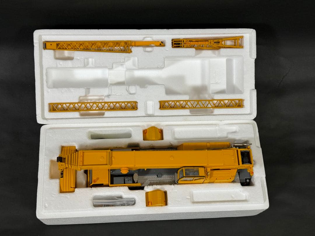 一品物レアコンラート リープヘルLTM1200-5.1 クレーン 模型 1/50