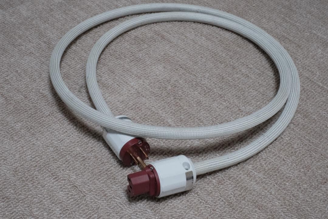 【動作確認済】OYAIDE ( オヤイデ ) MAMBA-Σ V2 電源ケーブル