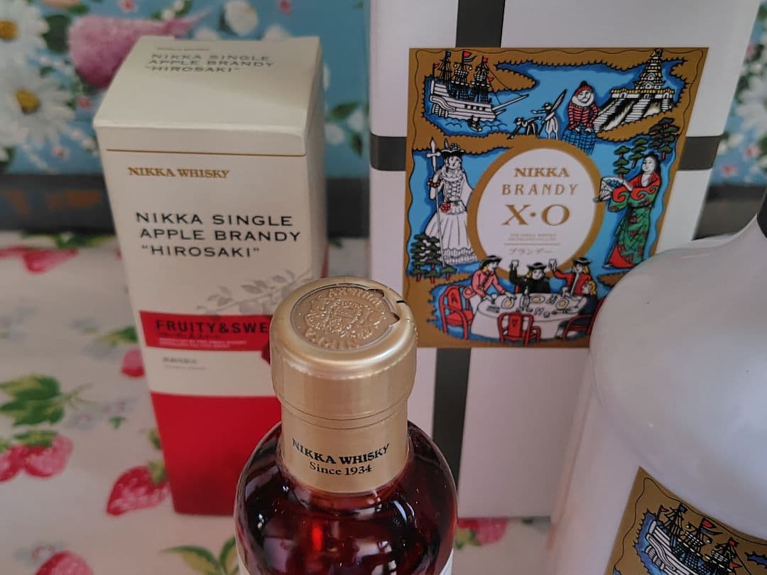 【美品】ニッカウヰスキー　ブランデー　弘前12年　180ml、 XO 700ml