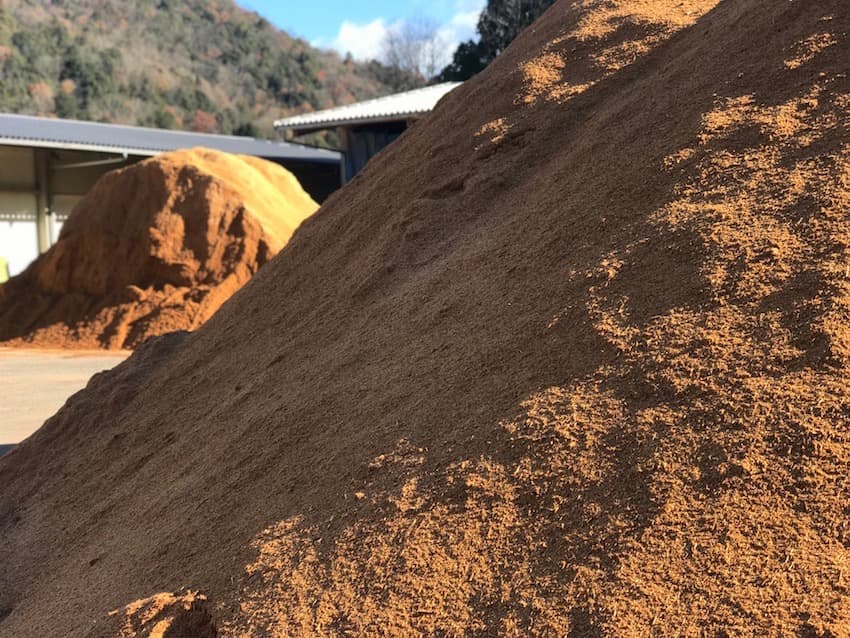 大型・美形クワガタ用　BREED菌糸ビン　NEW1500ml　6本セット／菌糸瓶