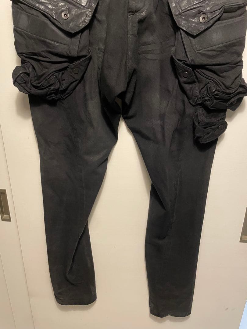 JULIUS 25ss ユリウス ガスマスク トラウザー パンツ ブラック