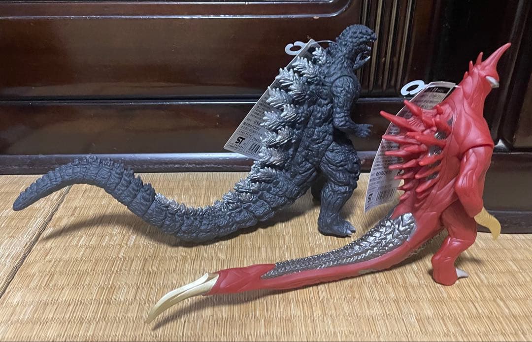 現品限り　﻿ガイガンレクス　ゴジラ　２体セット　ゴジラ・ストア　ムービーモンスタ