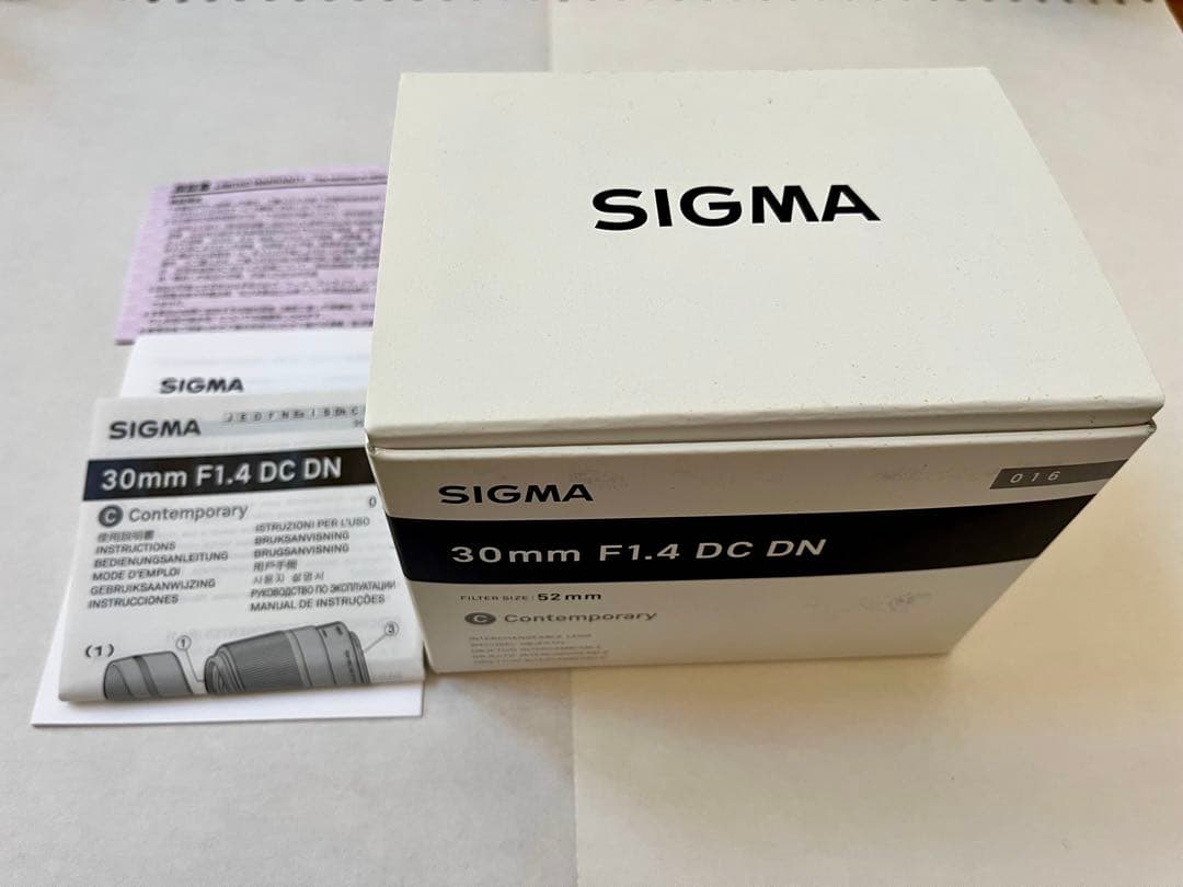 値下げ！SIGMA 30mm F1.4 DC DN 52mm