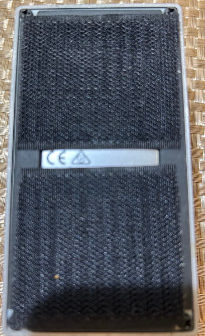 BOSS l Zone MT-2w ギターエフェクター