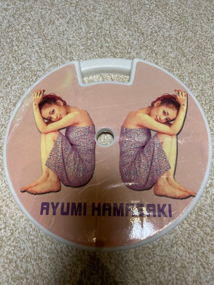 希少　浜崎あゆみ　簡易椅子の上部