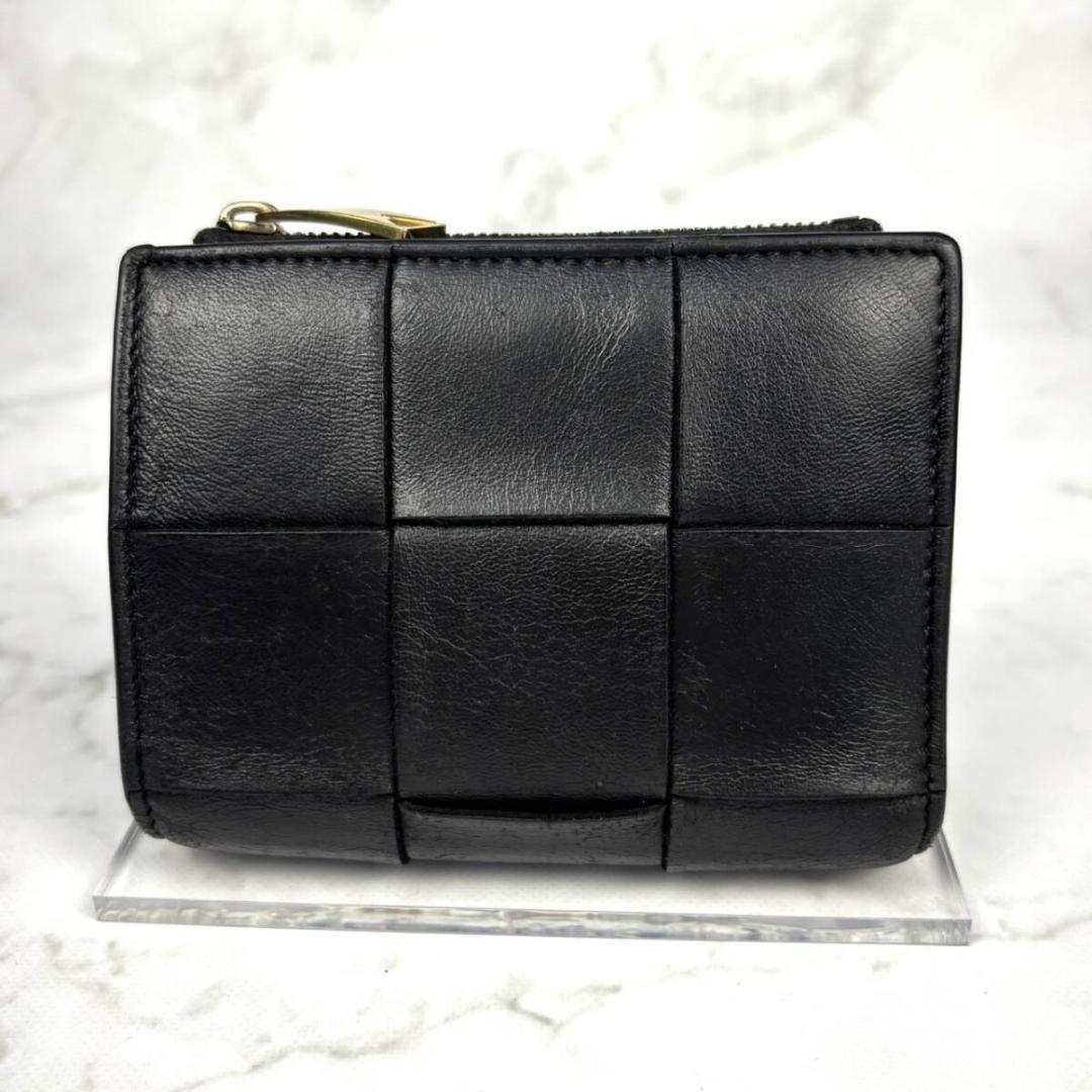 【極美品】ボッテガヴェネタ【カセット】イントレチャート⭐２つ折り財布 ブラック