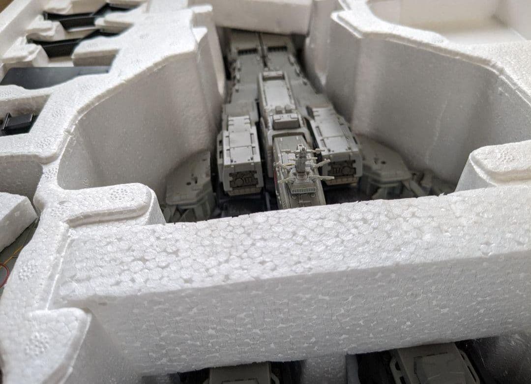 お値下げ可　ジャンク品 1/3000 完全変形 SDF-1 マクロス　やまと