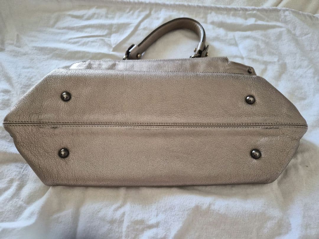 Ferragamoレディースバッグ