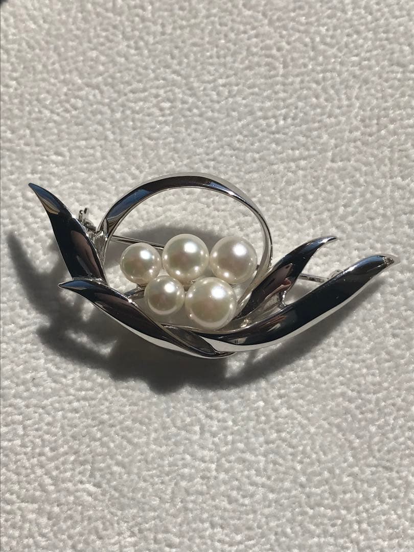 【極美品♡】ミキモト ブローチ　あこや5珠　現行品
