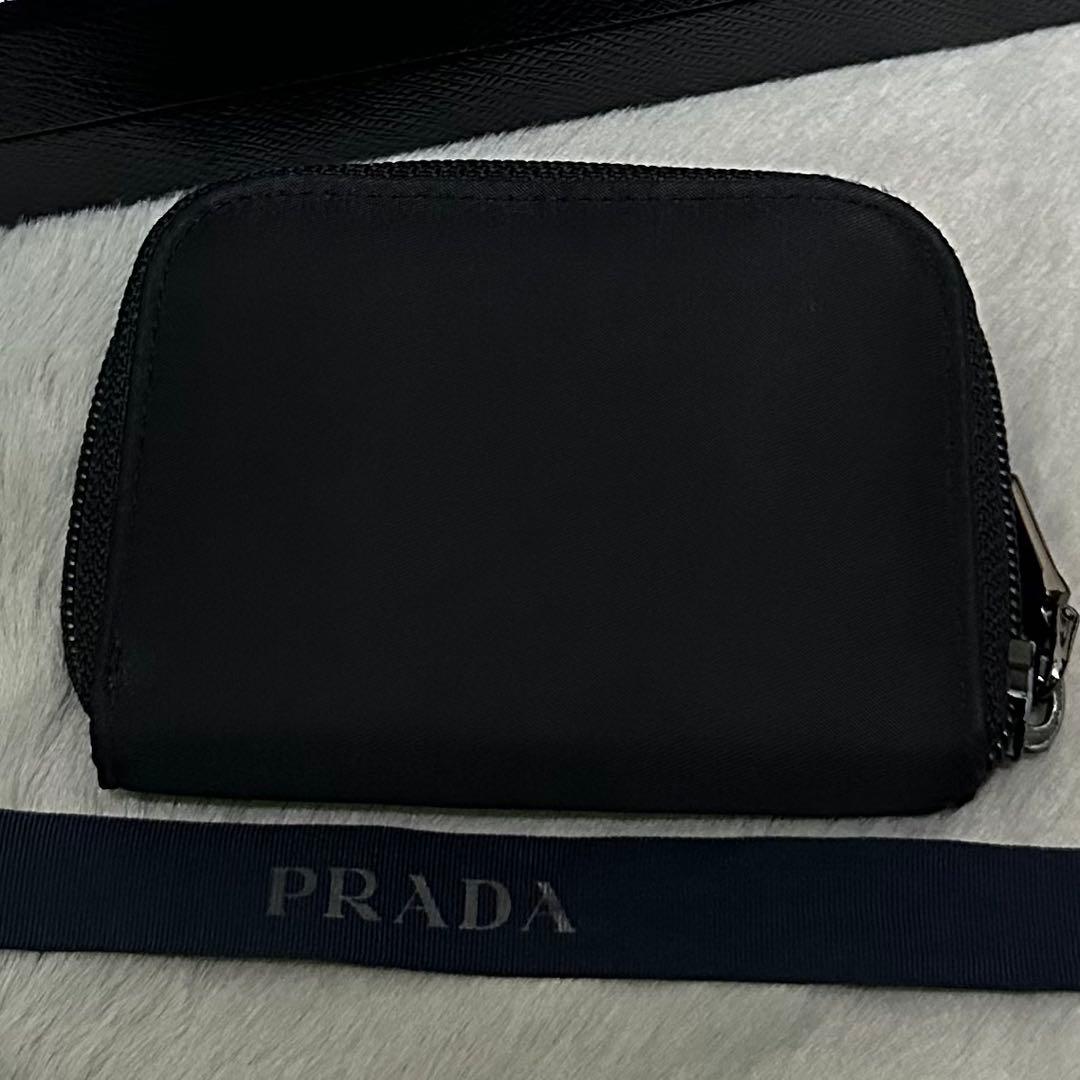 PRADA プラダ　ケース　ナイロン　三角ロゴ　ラウンドファスナー