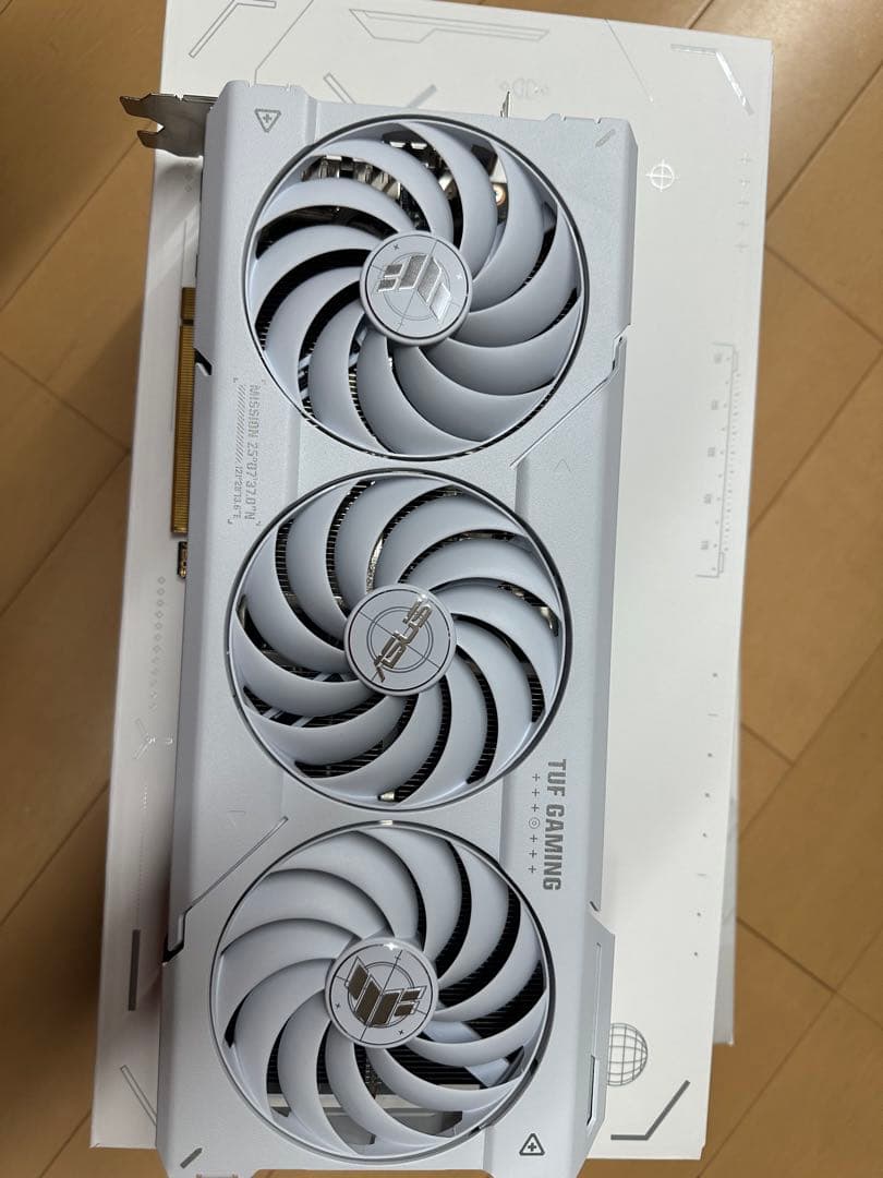 ASUS TUF GamingRX 7800 XT 16GB 美品・動作確認済み