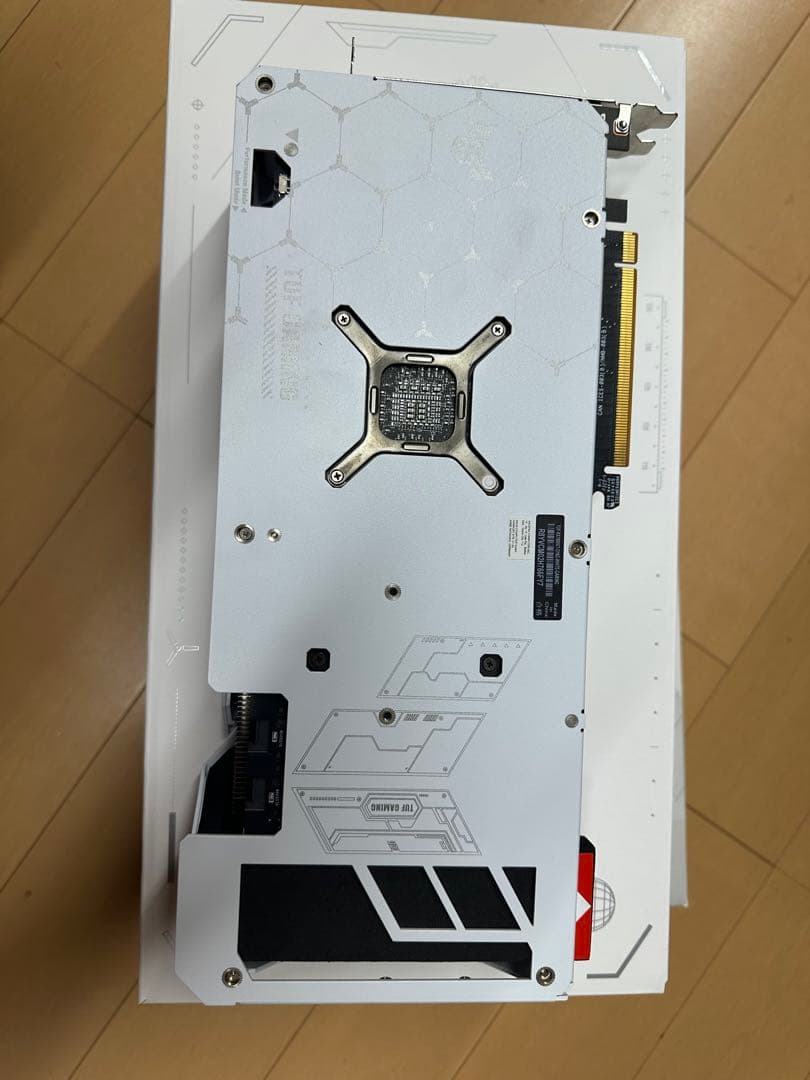ASUS TUF GamingRX 7800 XT 16GB 美品・動作確認済み