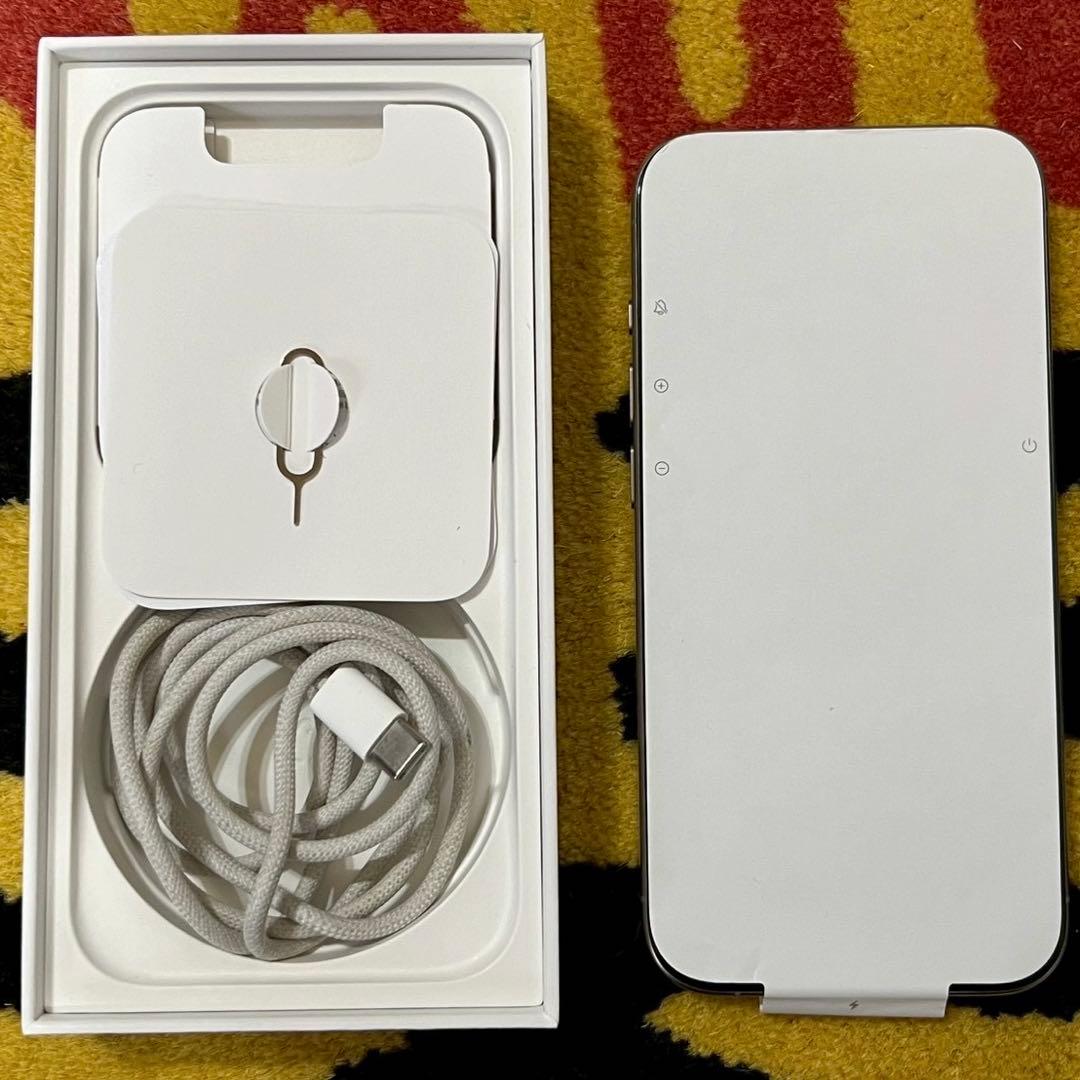 【美品】 iPhone 15 Pro MTQF3ZA/A 512GB 香港版