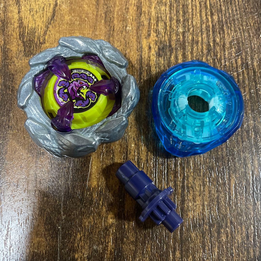 【限定新品ベイ】ベイブレードX オロチクラスタ　1-60 LR あ3