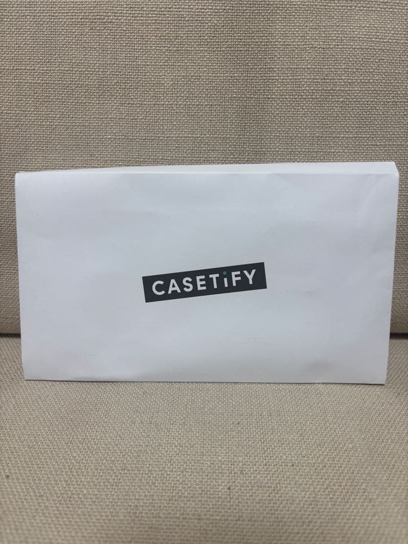 【iPhone15】CasetifyGirlyGoldDotsMagSafe対応