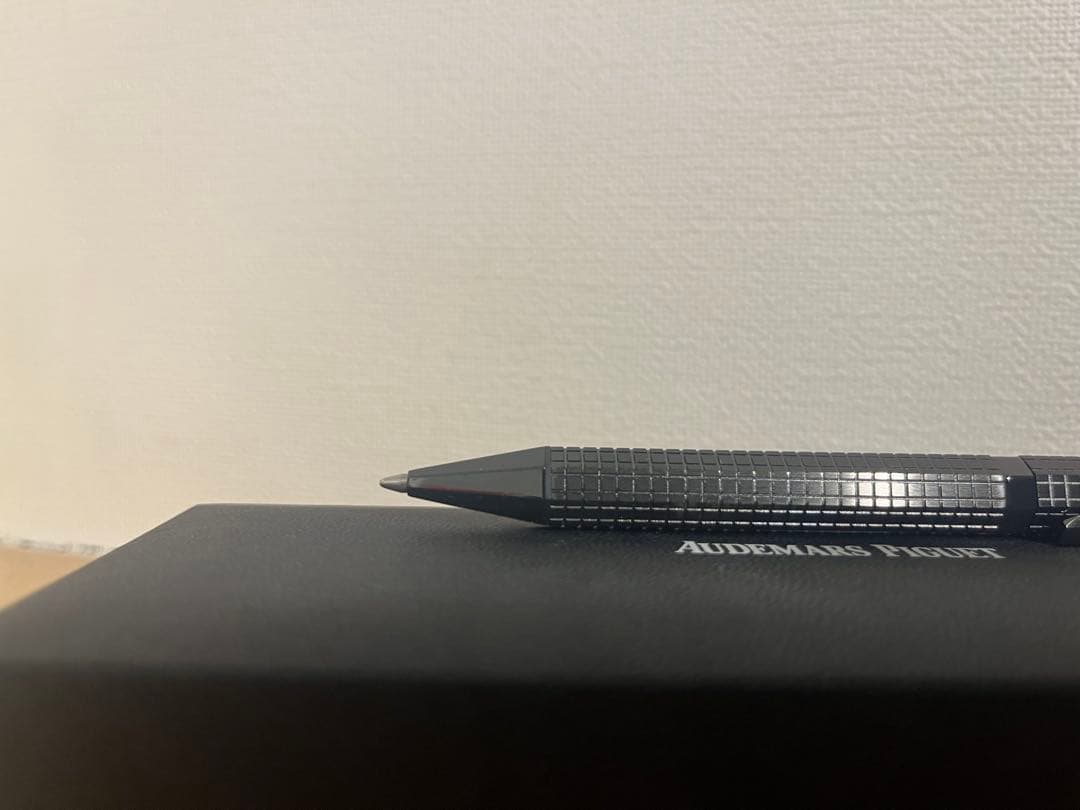 Audemars Piguet ブラックボールペン
