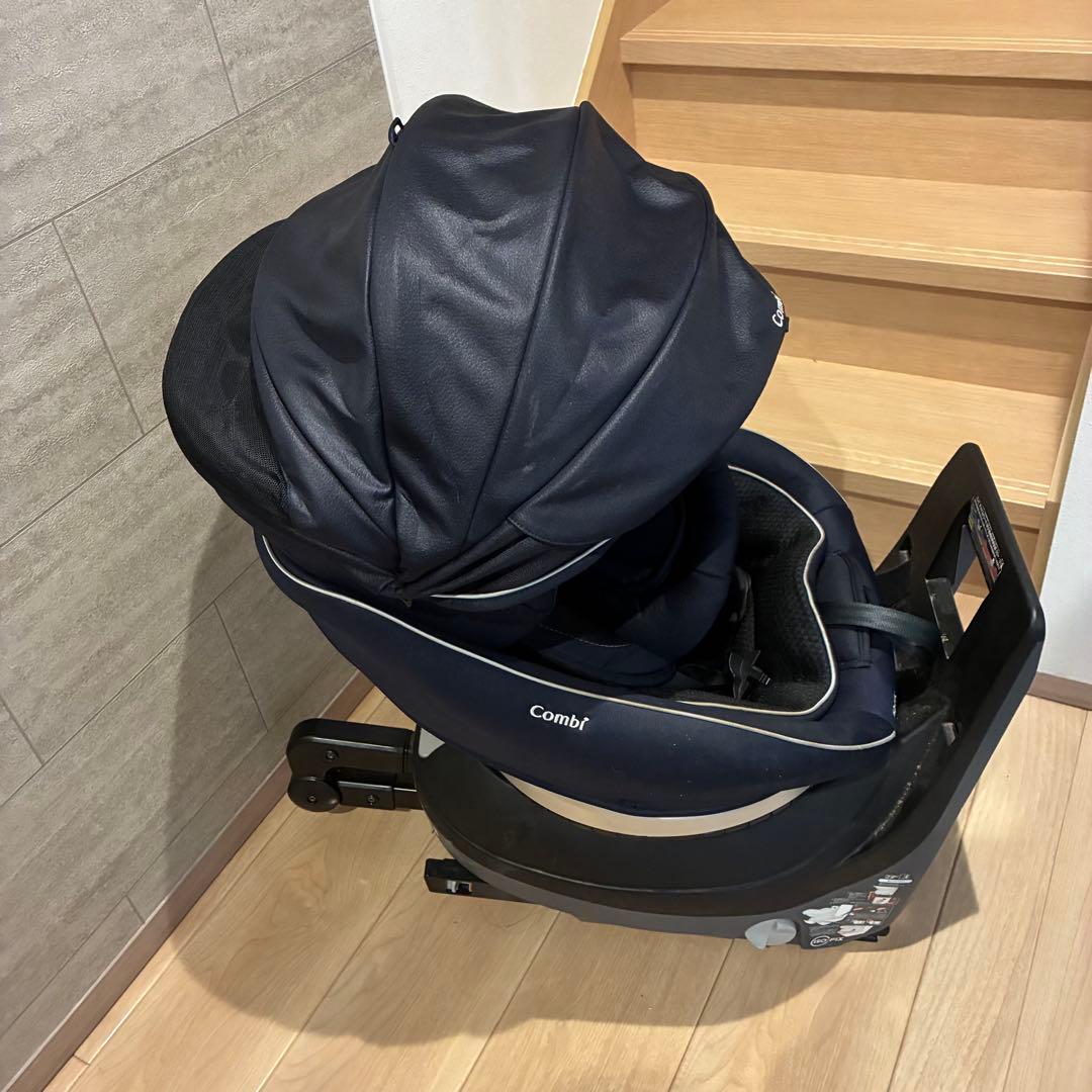 美品　Combi NEROOM ISOFIX エッグショック CC-UID