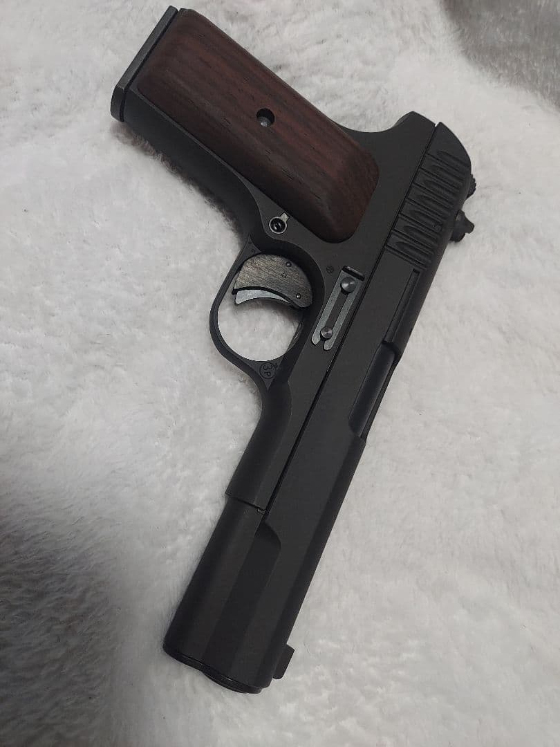 KSC　TT33　HW　ガスブロ　トリガーセーフティ、予備マグ、木グリ追加